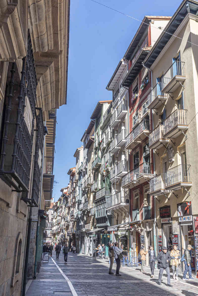 Pamplona 071 - calle de La Estafeta